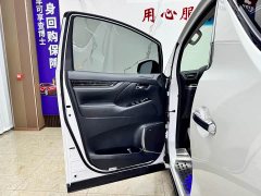 Toyota Vellfire Crown Hybrid 2.5L HV Luxury Edition - ფოტო 17