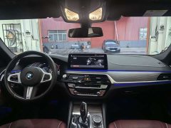 BMW 5 Series Facelift 530Li Premier M Sport Package - ფოტო 12