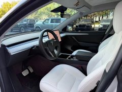 Tesla Model Y Performance All-Wheel Drive - ფოტო 4