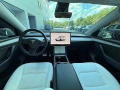 Tesla Model Y Performance All-Wheel Drive - ფოტო 6