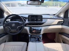 Buick GL8 Land Business Class Comfort Edition - ფოტო 10