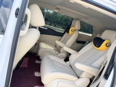 Buick GL8 Land Business Class Comfort Edition - ფოტო 9