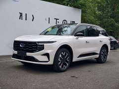 Ford Edge L 2.0T EcoBoost AWD Seven-Seat Premier - ფოტო 1