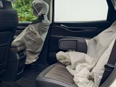 Ford Edge L 2.0T EcoBoost AWD Seven-Seat Premier - ფოტო 7
