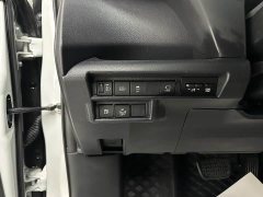 Toyota Grevias 2.5L Hybrid Premium Plus Edition - ფოტო 12
