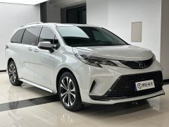 Toyota Grevias 2.5L Hybrid Premium Plus Edition - ფოტო 2