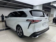 Toyota Grevias 2.5L Hybrid Premium Plus Edition - ფოტო 7