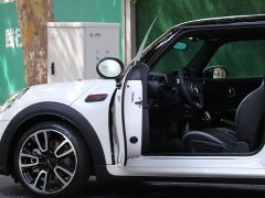 BMW MINI Facelift 2.0T COOPER S Racer - ფოტო 17