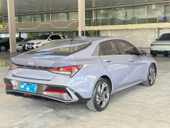 Hyundai Elantra 1.5L CVT GLX Elite - ფოტო 8