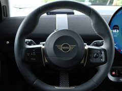 BMW Electric MINI ACEMAN SE Artist Edition - ფოტო 18
