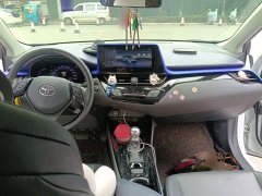 Toyota C-HR 2.0L Luxury Edition - ფოტო 10