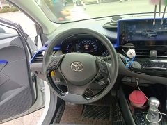 Toyota C-HR 2.0L Luxury Edition - ფოტო 11