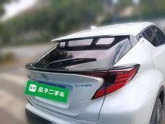 Toyota C-HR 2.0L Luxury Edition - ფოტო 5