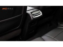 Cadillac XT6 2.0T 7-Seat 4WD Luxury Standard Edition - ფოტო 10