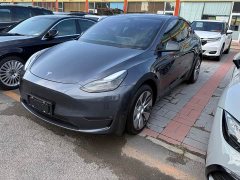 Tesla Model Y Long Range All-Wheel Drive - ფოტო 1