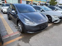 Tesla Model Y Long Range All-Wheel Drive - ფოტო 3