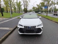 Toyota Avalon Hybrid 2.5L XLE Premium - ფოტო 2