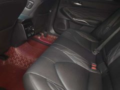 Toyota Avalon Hybrid 2.5L XLE Premium - ფოტო 9