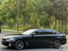 BMW 5 Series 530Li Luxury Edition Premium Package - ფოტო 1