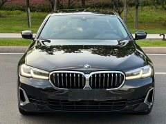 BMW 5 Series 530Li Luxury Edition Premium Package - ფოტო 2