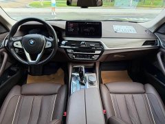 BMW 5 Series 530Li Luxury Edition Premium Package - ფოტო 6