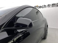Tesla Model Y Rear-Wheel Drive - ფოტო 12