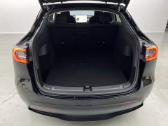Tesla Model Y Rear-Wheel Drive - ფოტო 3