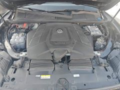 Volkswagen Touareg 3.0TSI Rui Xiang Edition Obsidian Black Sport Package - ფოტო 10