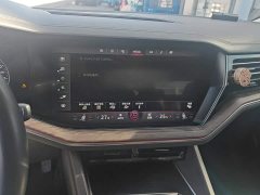 Volkswagen Touareg 3.0TSI Rui Xiang Edition Obsidian Black Sport Package - ფოტო 13