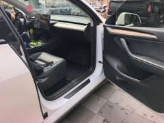 Tesla Model Y Long Range All-Wheel Drive 3D7 - ფოტო 8