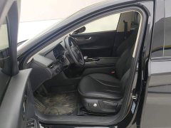FAW Red Flag E-QM5 Facelift Base Mobility Edition - ფოტო 9
