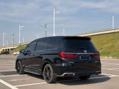 Honda Odyssey 2.0L e:HEV Sharp Prestige Edition - ფოტო 3