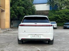 Li Auto L7 Max - ფოტო 9