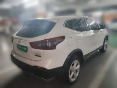 Nissan Qashqai 2.0L CVT Smart Comfort Edition - ფოტო 4