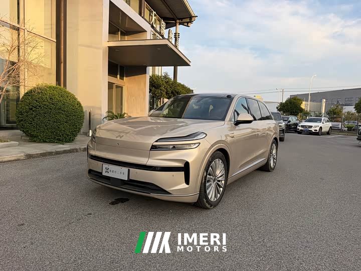Nio Lerado L90 Ultra Six-Seater