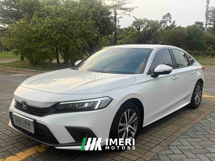 Honda Civic 240TURBO CVT Dynamic Edition