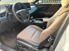 Lexus ES 200 Premium Edition - ფოტო 12