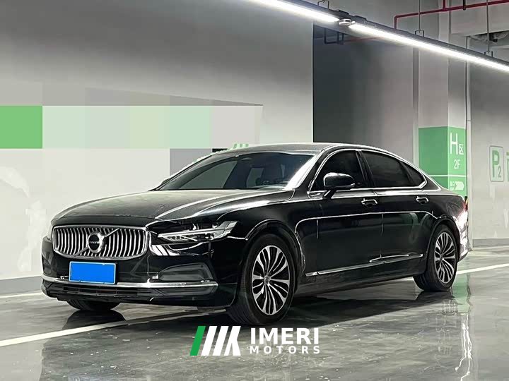 Volvo S90 B5 Intelligent Luxury Edition