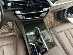 BMW 5 Series 525Li M Sport Package - ფოტო 19
