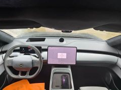 NIO ET5T Champion Commemorative Edition 75kWh Touring - ფოტო 6