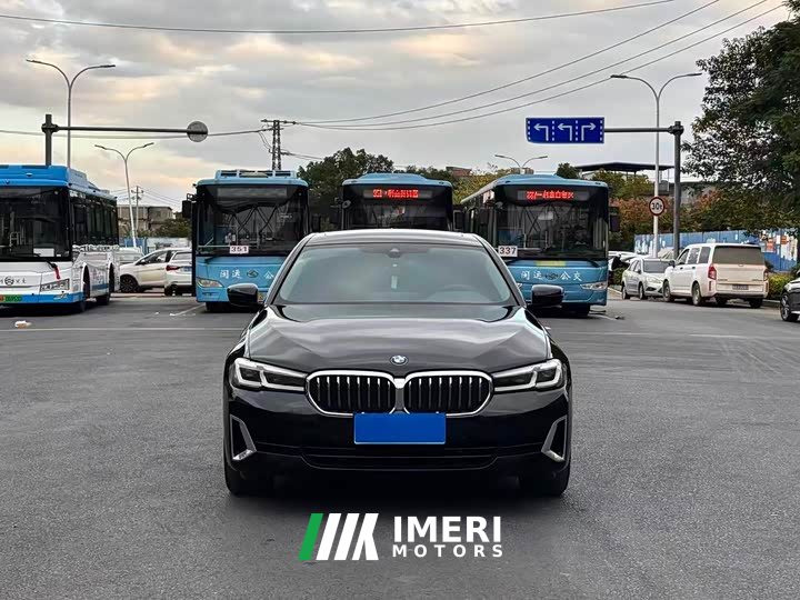 BMW 5 Series 530Li Leading Edition Luxury Package - ავტომობილი ჩინეთიდან
