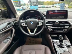 BMW 5 Series 530Li Leading Edition Luxury Package - ფოტო 9