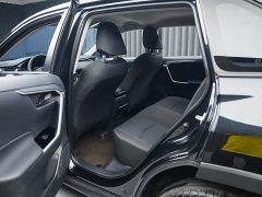 Toyota RAV4 2.0L CVT FWD Urban Edition - ფოტო 18