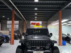 Jeep Gladiator 3.6L Pioneer Edition - ფოტო 2