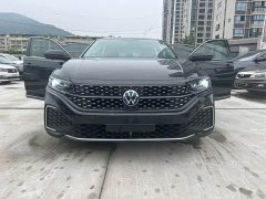 Volkswagen Passat 330TSI Luxury - ფოტო 4