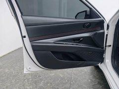 Hyundai Elantra 240TGDi DCT LUX Luxury Edition - ფოტო 19