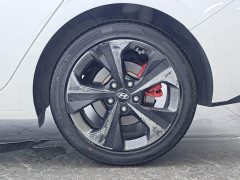 Hyundai Elantra 240TGDi DCT LUX Luxury Edition - ფოტო 9