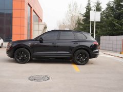 Volkswagen Touareg 3.0TSI Sharp Enjoyment Edition Jet Black Sport Package - ფოტო 14