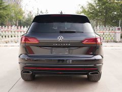 Volkswagen Touareg 3.0TSI Sharp Enjoyment Edition Jet Black Sport Package - ფოტო 17