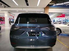 AITO M9 Extended Range Ultra 42kWh 6-Seater - ფოტო 4